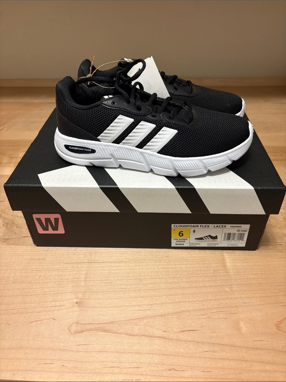 NEW Adidas Women's Cloudfoam Flex Sneaker - Black & White - Size 6 Wide
